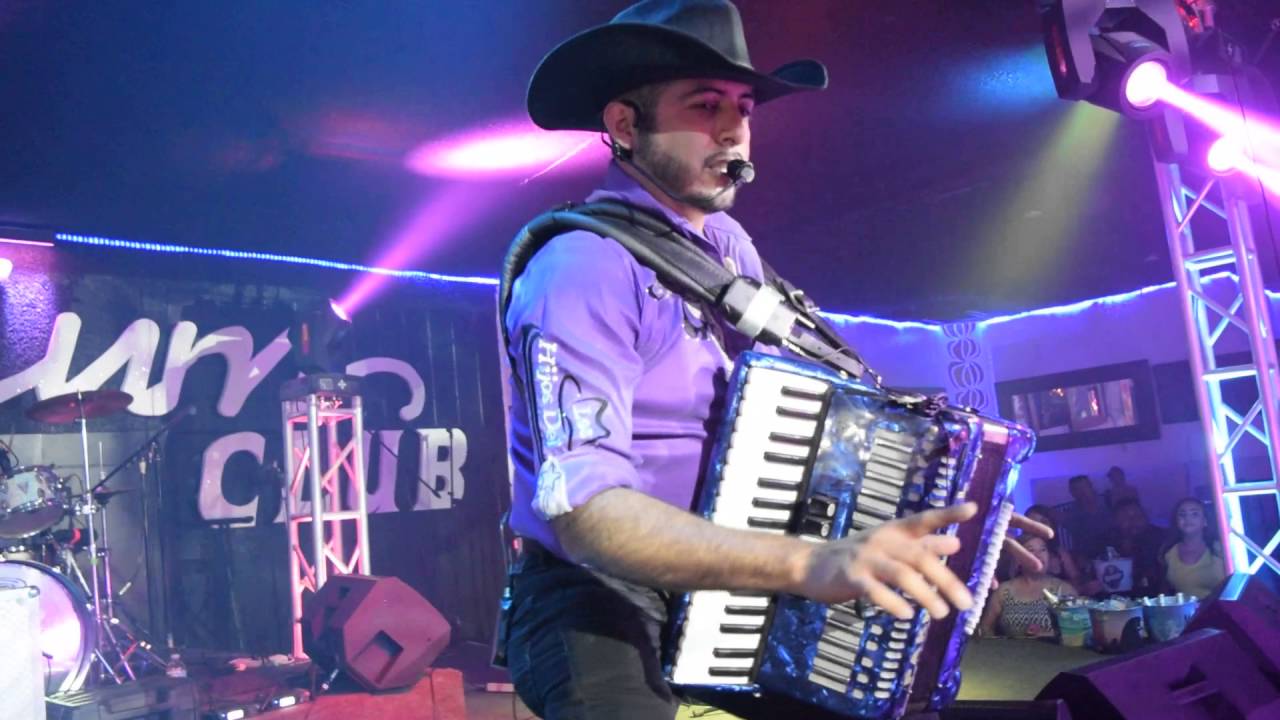 LOS HIJOS DEL PUEBLO EL BOTECITO - YouTube