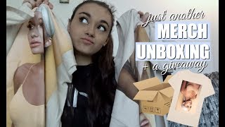 unboxing Ariana Grande sweetener merch (pt. 3)