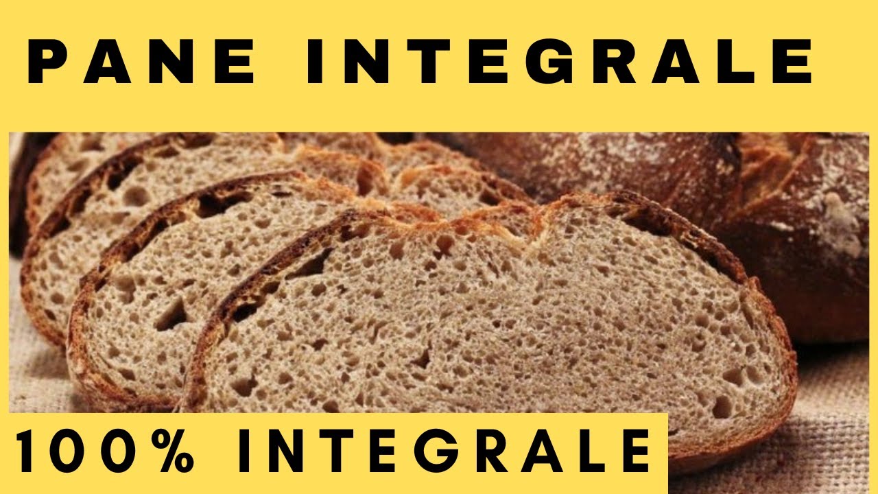 Pane integrale fatto in casa, dalla consistenza morbida e soffice avvolto da una crosta fragrante