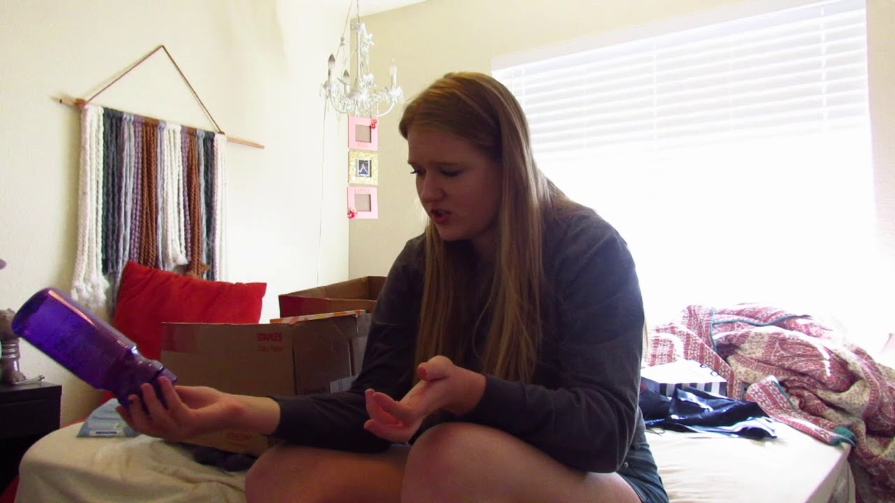 Cleaning Out My Room - YouTube