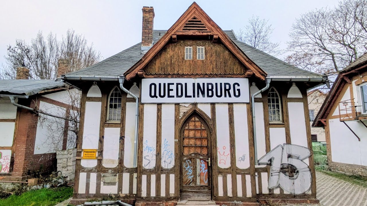 Quedlinburg: Germany’s Medieval Town of Half-Timbered Houses & Royal History 