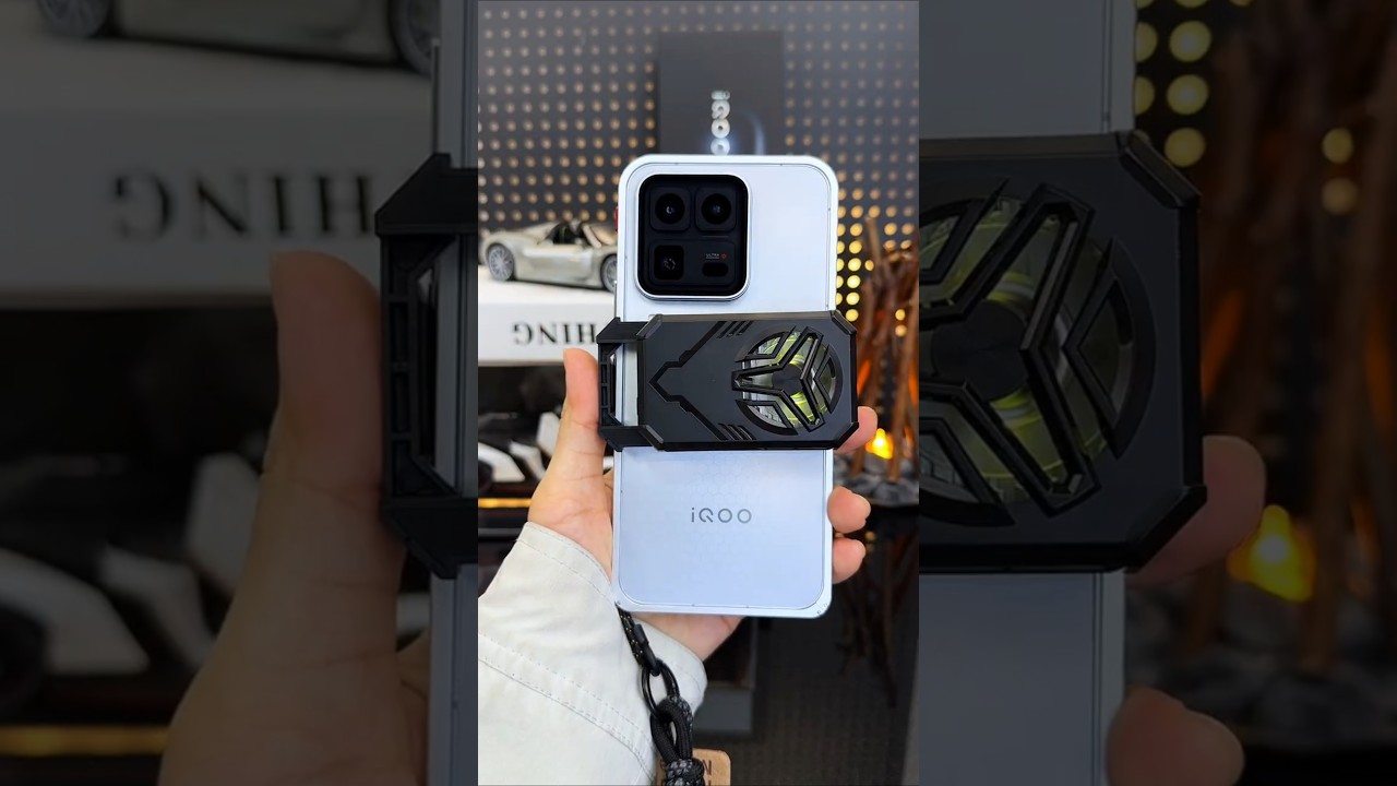 Want to use your iQOO 15 Ultra without a case but still feel secure? Choose a metal frame case!