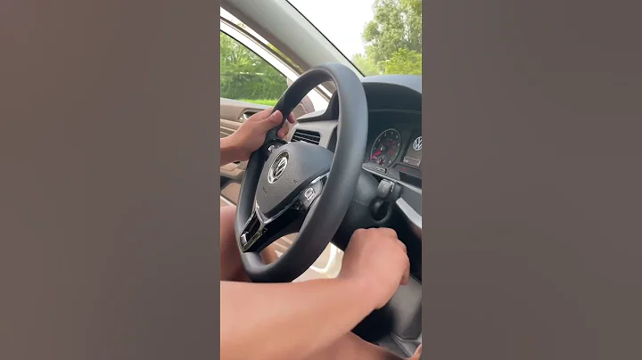 Loosen the negative terminal of the battery for 10 seconds, and the engine fault light will go out!