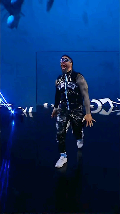 WE LOVE IT! Adam Pearce makin’ moves! 👏👏👏 #WWERaw