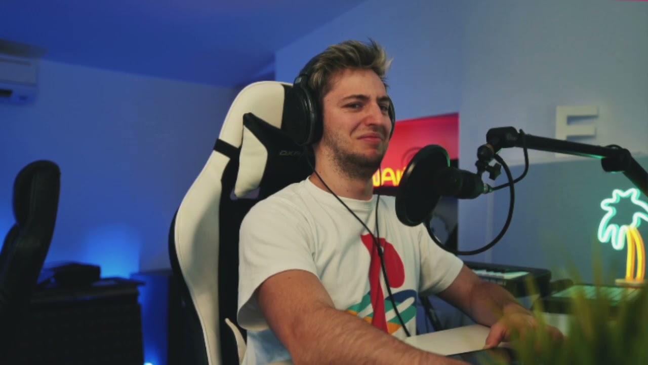 RetroVision Making Sick Music with Mo Falk! 🔥🔥🔥 [06-16-21]