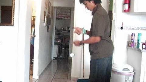 Yo Yo - Split the Atom