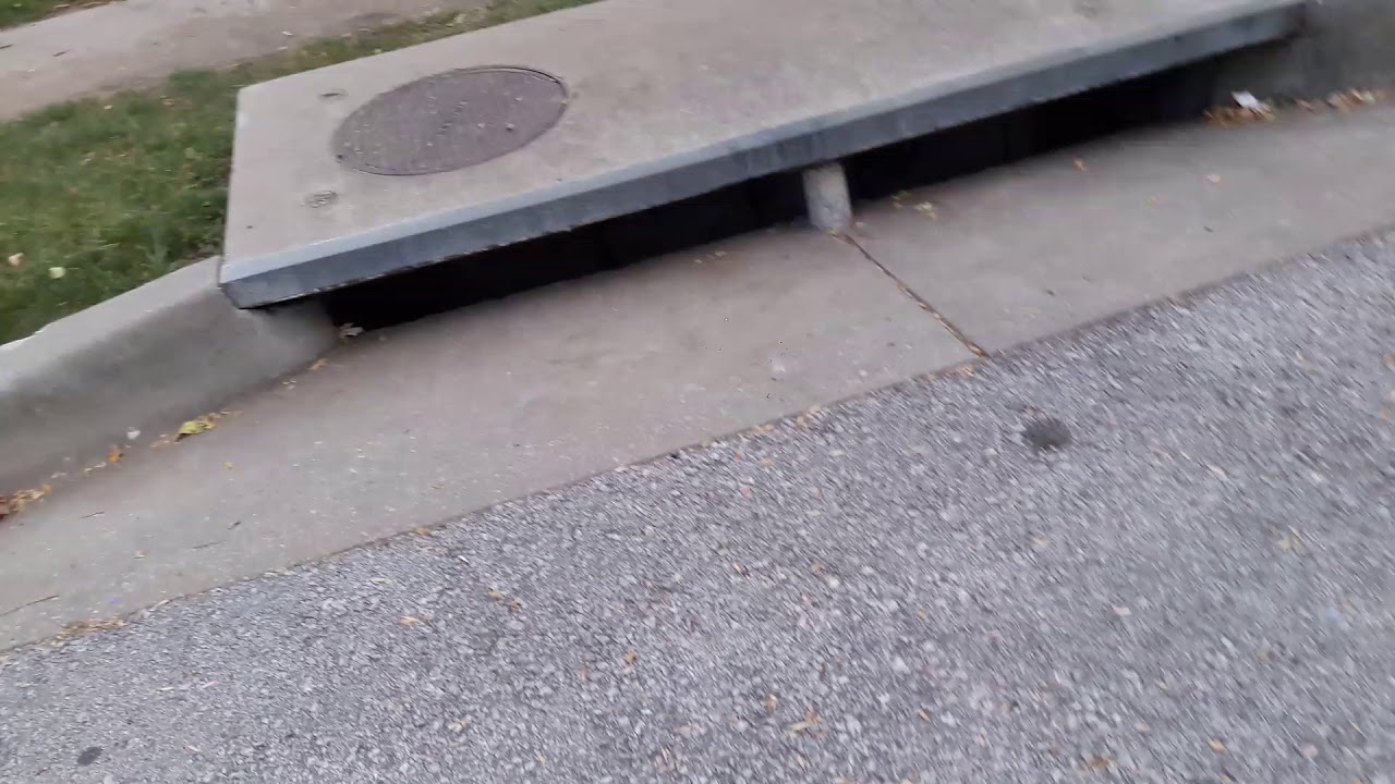 KIDS STUCK IN SEWERS (Skit)