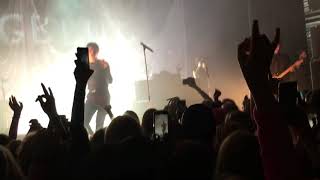 Dom being Dom and just dancing around - YUNGBLUD 10/11/19