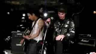 Suck Stuff-This Wasteland (feat.Aaron)
