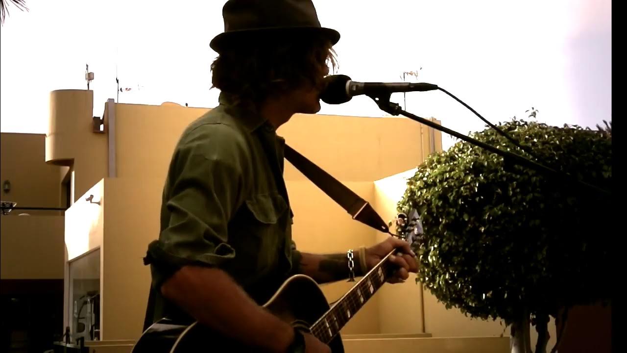 With or Without You-Piccola Stella Senza Cielo (U2-Ligabue) With or Without You-Piccola Stella Senza Cielo (U2-Ligabue)