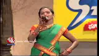Folkstar Manoja . Railu Katta Kuliki Song
