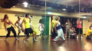 nuh linga n sweep (choreo by 小姬) 20121030