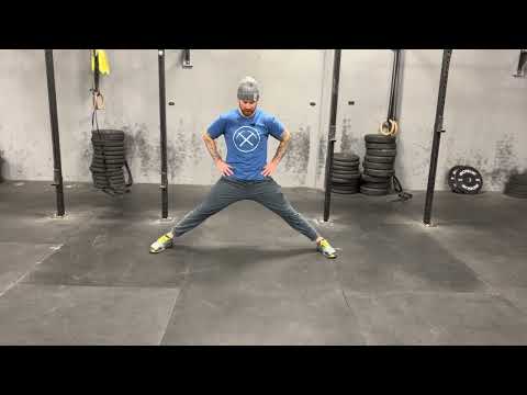 Middle Split Isometric