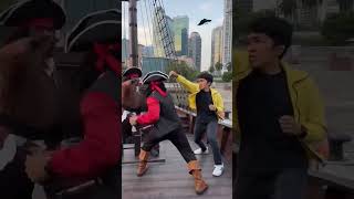 Takjil dicuri lalu berantem sama bajak laut