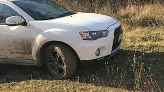 видео: mitsubishi outlander xl на бездорожье off road картинка: mitsubishi outlander xl на бездорожье off road