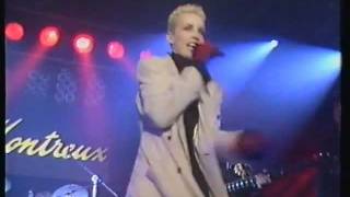 Video thumbnail of "Eurythmics -  You Have Placed A Chill & I Need A Man (live at the Montreux Festival)"