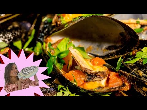 Video: Cozze Con Salsa Di Cipolle