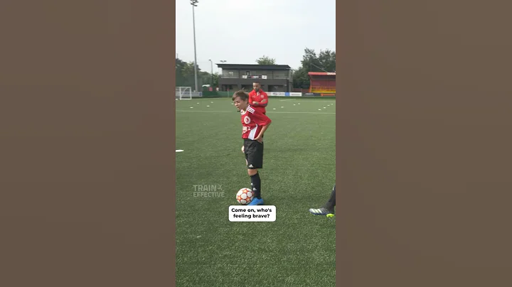 The Attitude Coaches Want To See In Football Training 👏 - DayDayNews