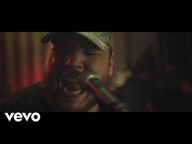 Luke Combs - Beer Never Broke My Heart