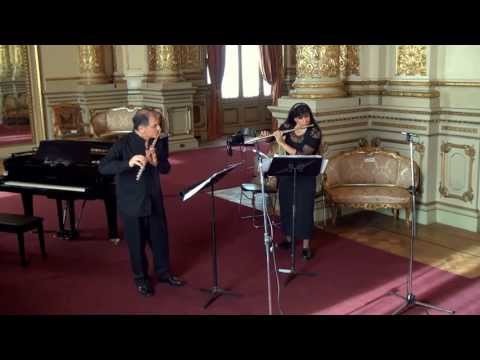 Felix Mendelssohn "Scherzo from a Midsummer Night's Dream" Viviana Guzman and Claudio Barile flutes