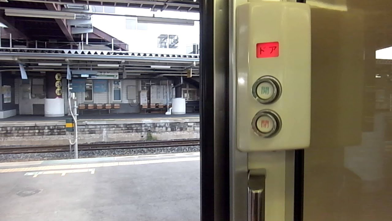 719系5000番台（ワンマン対応車） 半自動ドアボタン操作 - YouTube