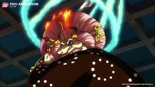 Big Mom uses a combination attack to save Nami! | One Piece