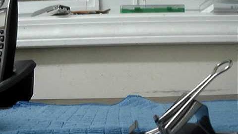 How to make a noob-easy  ipod/iphone stand