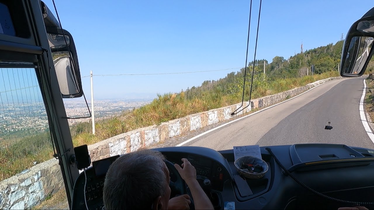 INSANE BUS DRIVING SKILLS - Mount Vesuvius uphill 2,7K60 (Naples) - YouTube
