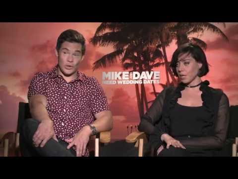 Video: Adam DeVine xalis sərvəti: Wiki, Evli, Ailə, Toy, Maaş, Qardaşlar