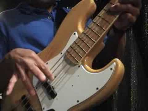 Video demonstrates and explains Stanley Clarke technique. By Bassist/Mus. Dir. Anthony Wayne. Find more info at www. anthonywayneonline.com