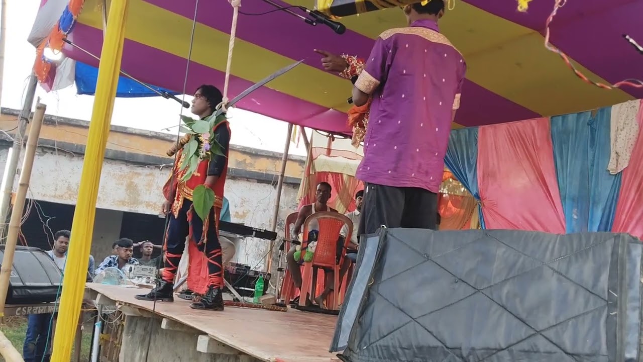 आल्हा रुदल नाच बहुत ही सुंदर खेल है आप लोग एक बार जरूर देखें 🥰