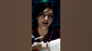 Thumbnail of my favorite part in "DOMINO BY STRAY KIDS "