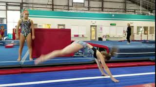 Knee drop to handstand - Tumble track