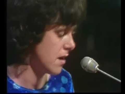 08 Donovan in Concert   The Pied Piper