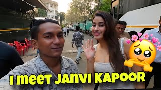 I meet Janvi Kapoor 🥹❤️ | Vedant Razzi | #janvikapoor