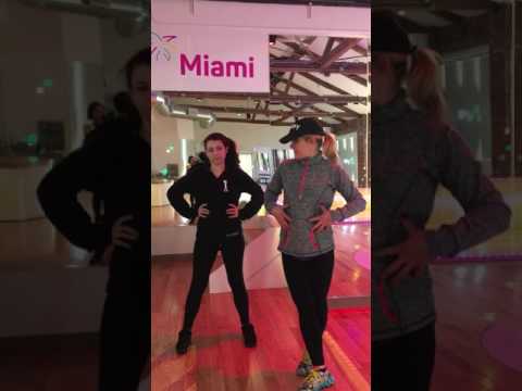 Videó: A „Vixen Workout” Popping Rovar Felhatalmazza A Nőket