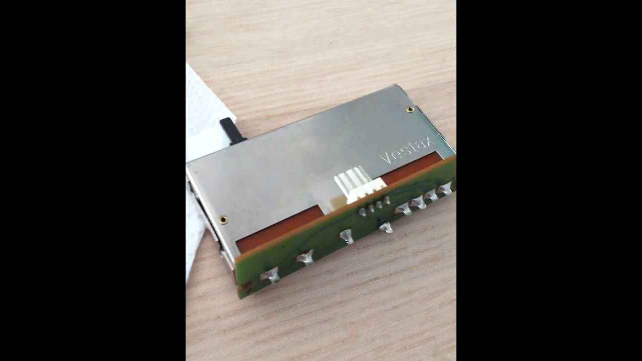 How to speed up vestax crossfader. Vestax PMC 05 PRO fader