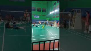 Latihan Batminton Junior Pbmahardika  Aldi 