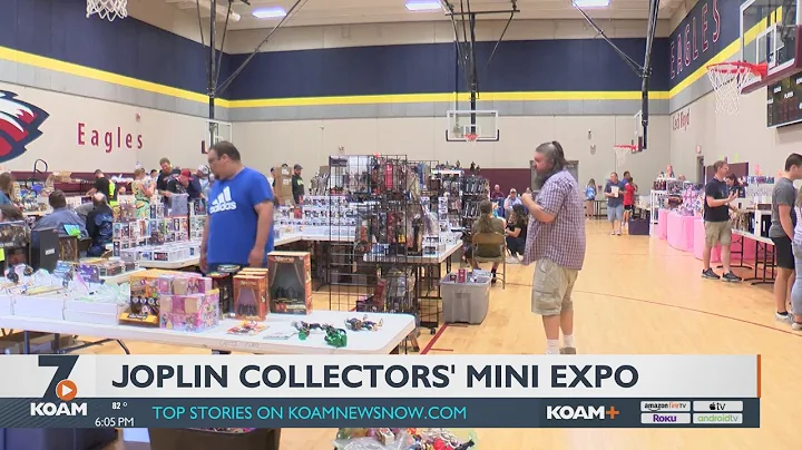 A mini expo for vintage collectibles was held at C...