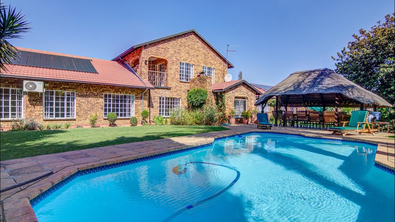 The Perfect Family Home in the Heart of Farrarmere