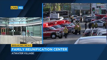 VIDEO: Armed suspect, hostages inside Silver Lake Trader Joe