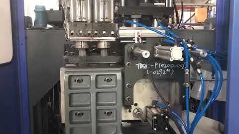 EXTRUSION BLOW MOULDING MACHINE,TONGDA MACHINERY,HT-2L-2,Single satation,Double cavity,Rotate cutter