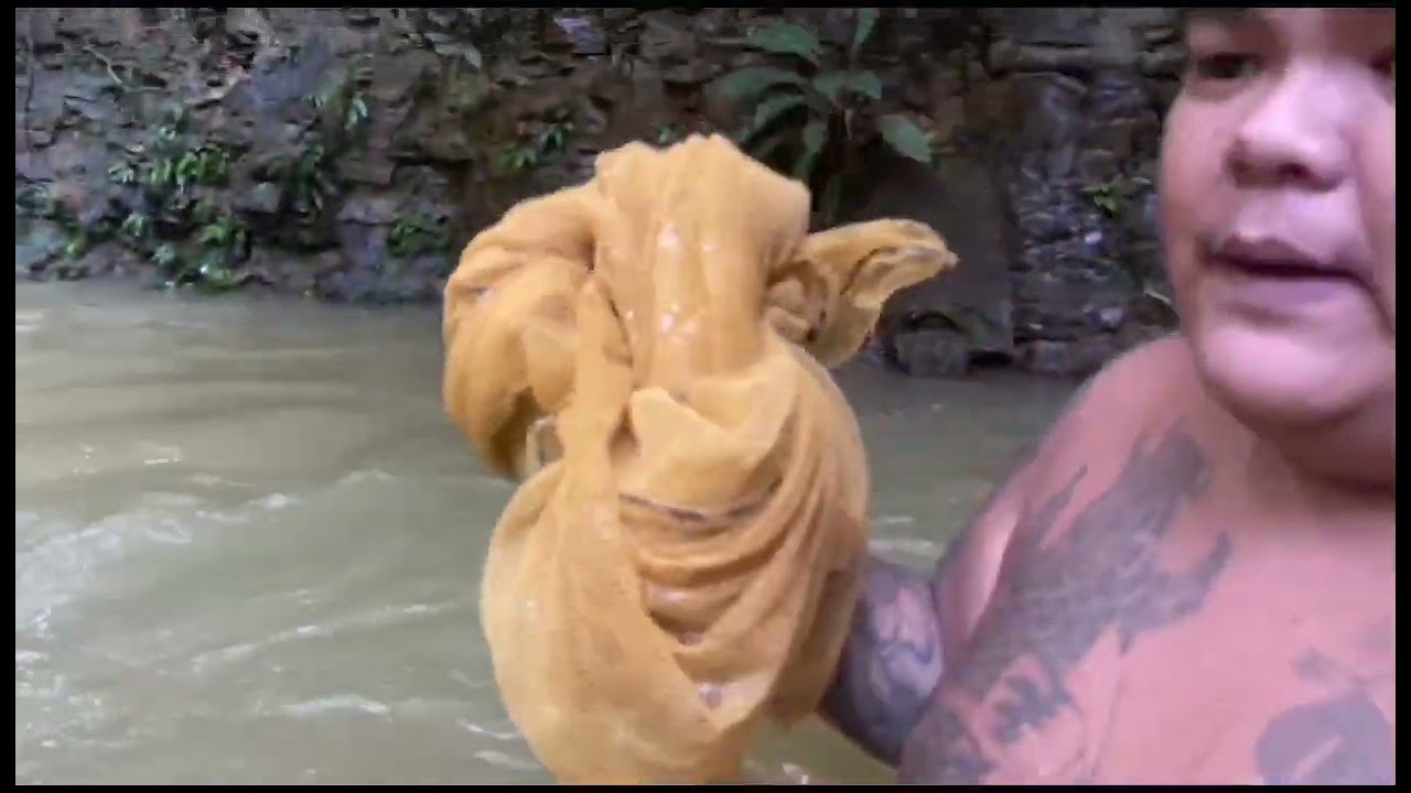 MANDI SAMBIL CARI ikAN SUNGAi / part 2 