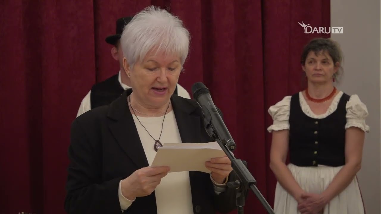 Családi Fonódás – kiállítás a Semsey-kastélyban