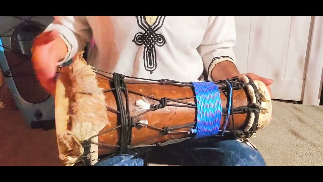 Okonkolo  Chango  1er  Ki  tLa  t. Oru  Seco. 