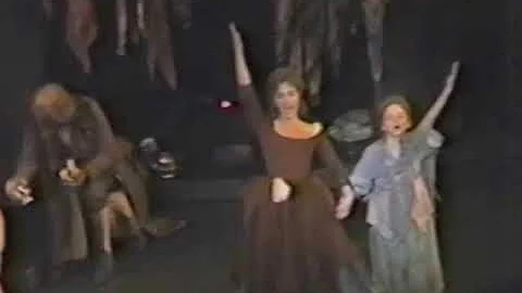 PATTI LuPONE Oliver!