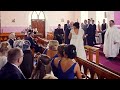 Свадьбу останавливает голос в церкви, когда невеста оборачивается у неё текут слёзы от происходящего