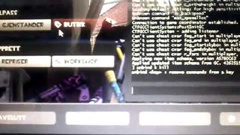 HOW TO KILL YOURSELF WITH A SINGLE BUTTON ON TF2