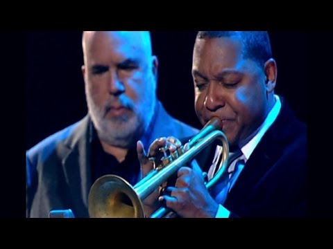 Video: Wynton Marsalis Čistá hodnota: Wiki, ženatý, rodina, svatba, plat, sourozenci