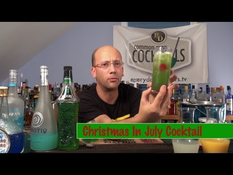 how-to-make-the-christmas-in-july-cocktail